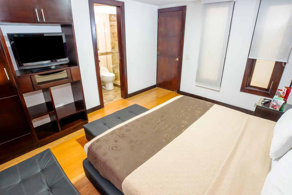 Aw Hotel Connect 33 Bogotá Extérieur photo